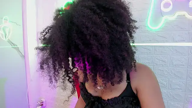 Serena_Fey's cam snapshot