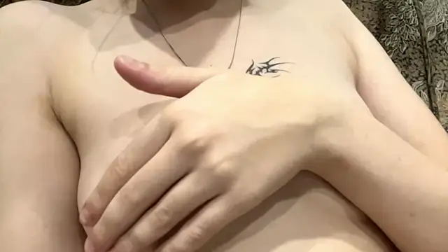 DebbiGoodknight's cam snapshot