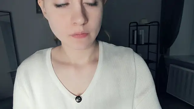 FairrryBluuum's cam snapshot