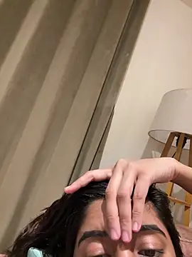 desitease's cam snapshot