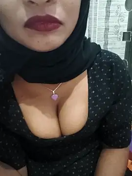 Itz_Mayra_'s cam snapshot