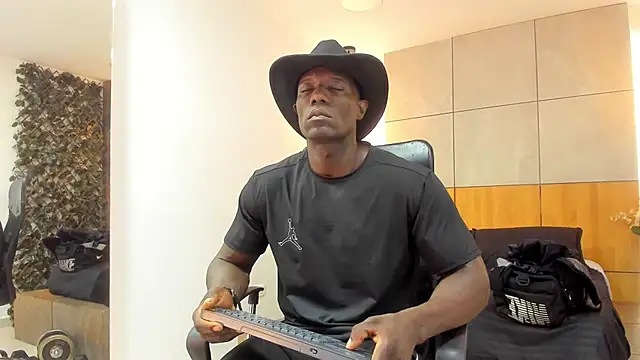 MarcusBlack_ live sex cam