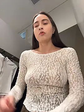 Holly_Play live sex cam