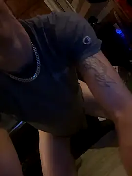 Polaroid_White's cam snapshot