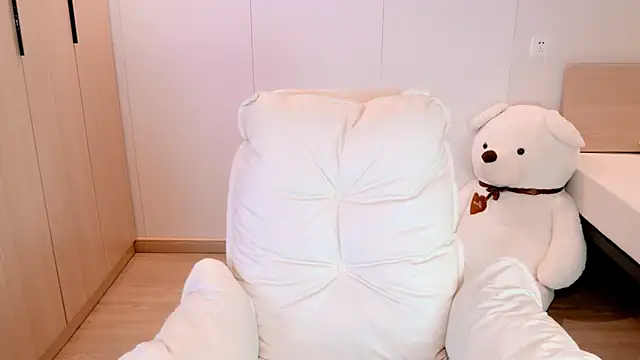 iiiiiiiiis's cam snapshot