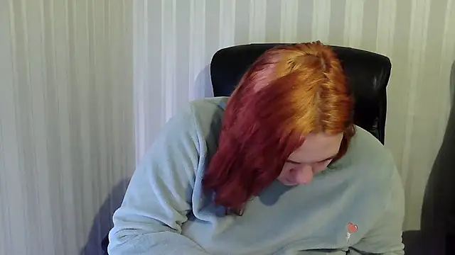 LisaLeon's cam snapshot