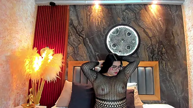 BellaPeers_'s cam snapshot