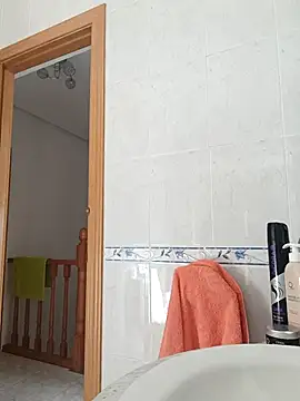 Laurys_sweethot's cam snapshot