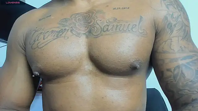 Xander_Str0ng live sex cam