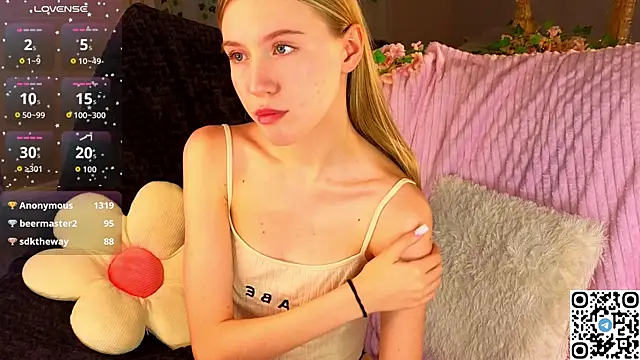 Succubelle's cam snapshot