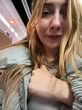 Sunny___Bunny live sex cam