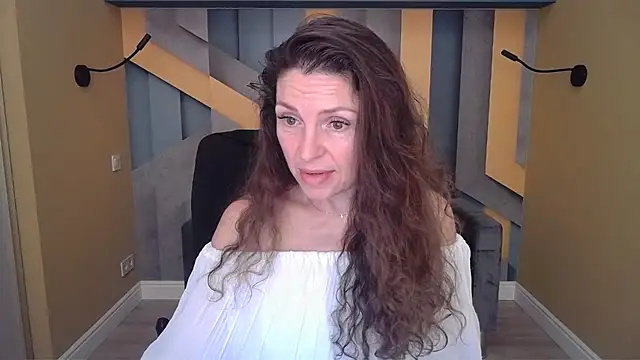 EllaLong live sex cam