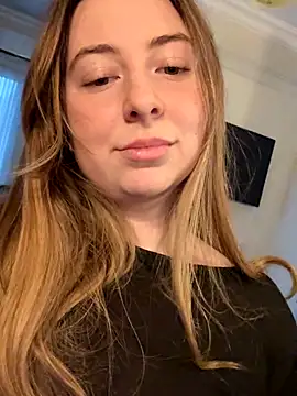 curvyflawless live sex cam