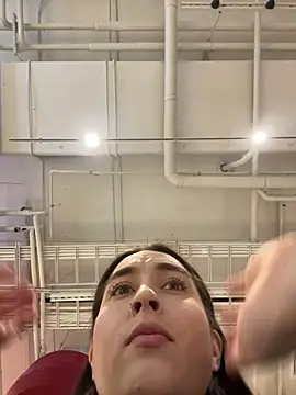 Holly_Play live sex cam