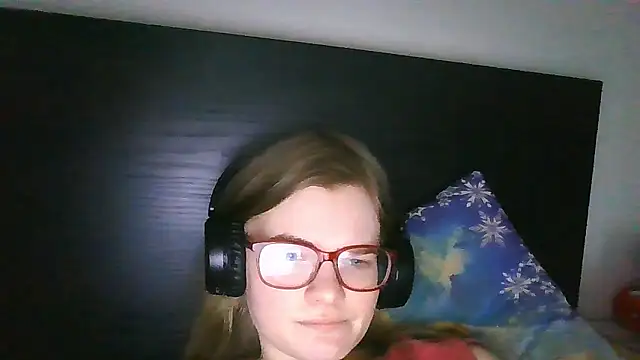 Moonolighta live sex cam