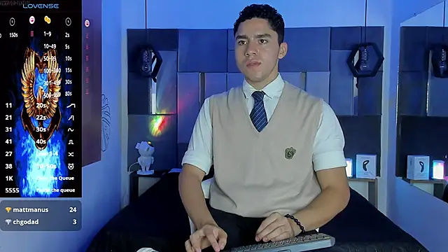 LiamNovak live sex cam