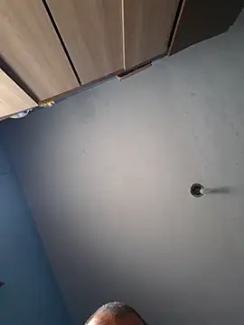 Carlossantos07 live sex cam