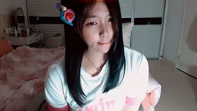 Miu1_girl live sex cam