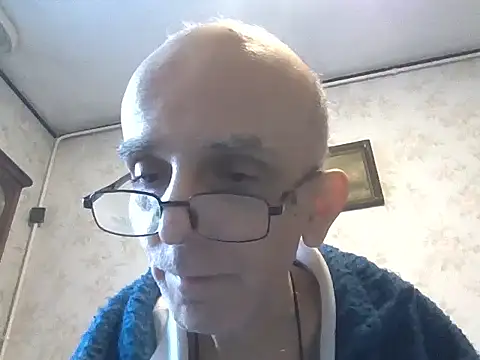 mariusica1@xh's cam snapshot