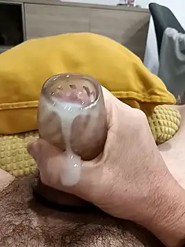 garibaldi1974's cam snapshot