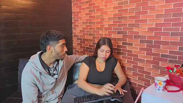 Annyeli live sex cam