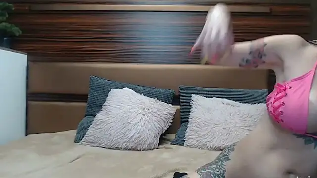 DirtyDesiresXXX live sex cam