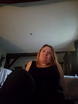 lady_charlyne live sex cam