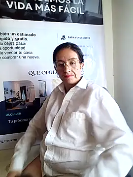 Valentina--1 live sex cam