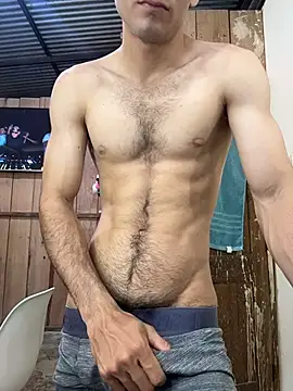 Camil2100 live sex cam