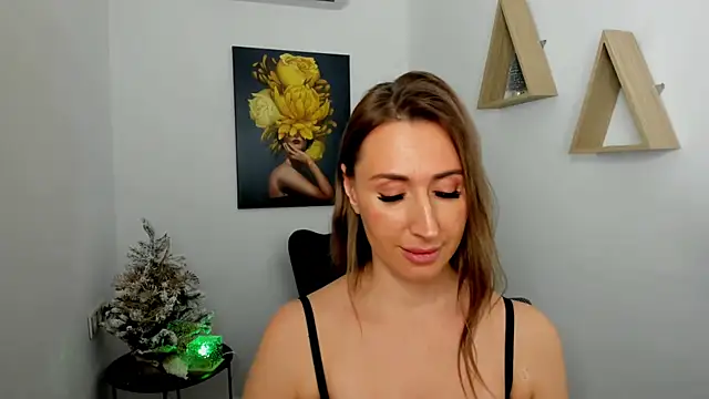 PassionGlow live sex cam