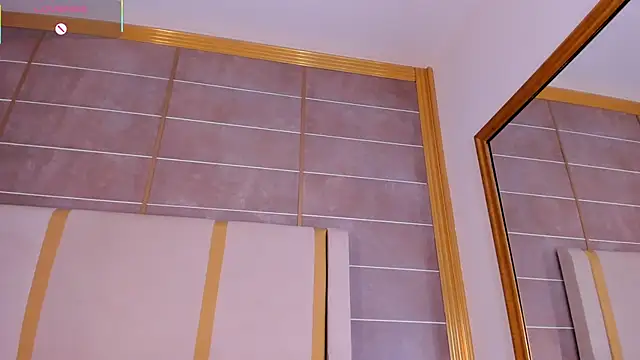 lyrabellini live sex cam