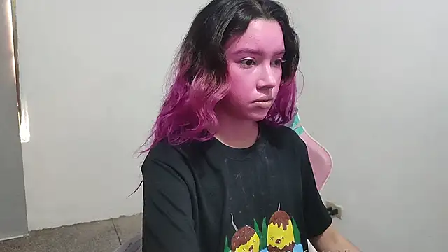 WandaDoll live sex cam