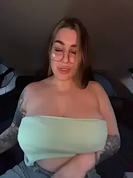 VikiDemini live sex cam