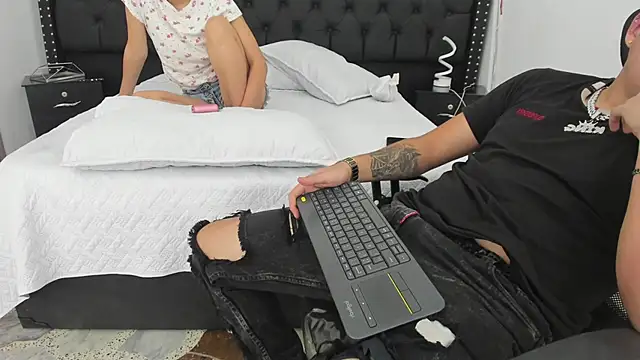 markAndPhilip live sex cam