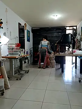 PaulinaLondra2 live sex cam