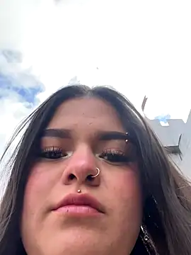 Camila_Duarte2's cam snapshot