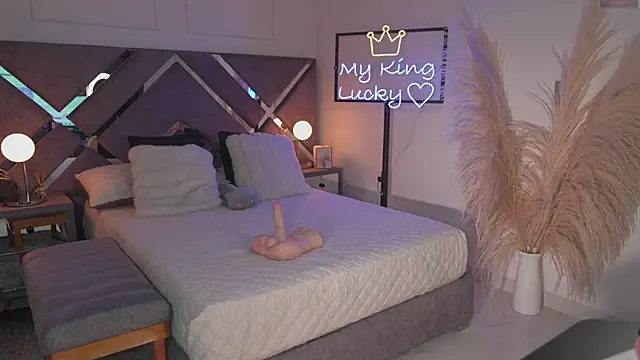 KateOwens live sex cam