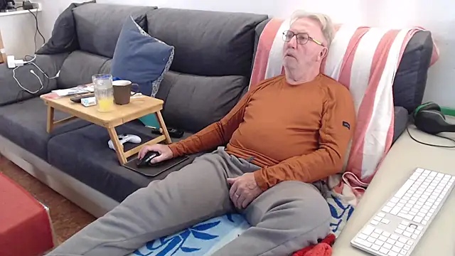 Nudelschwanz live sex cam