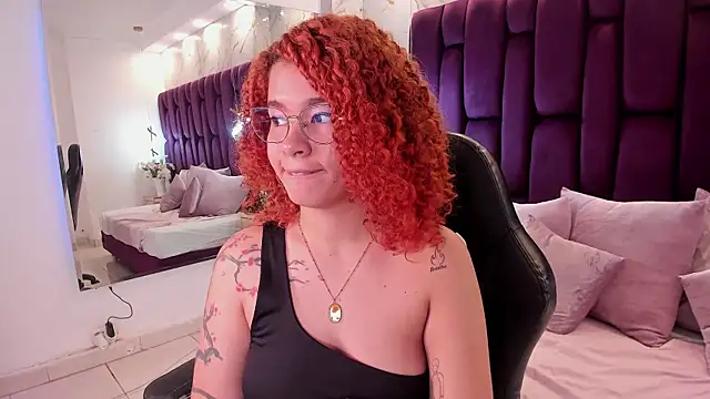 avrilwaynee's cam snapshot