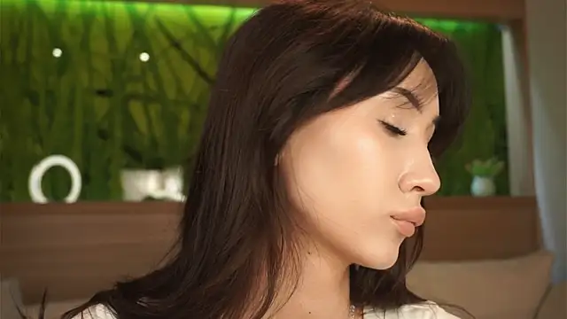 ElmaSmallman live sex cam