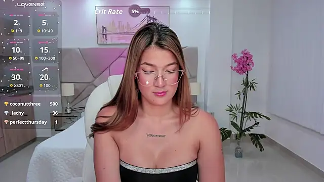 elliee_moore's web cam