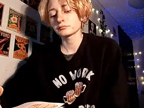 AmyGrok's cam snapshot