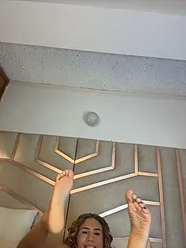 _LunaMonroe_'s cam snapshot