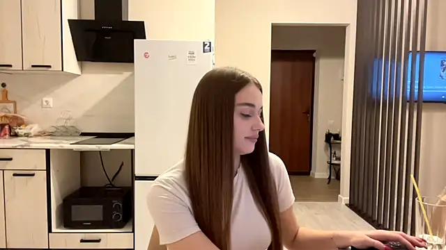 Adelle_Love's cam snapshot