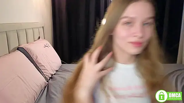 CutieBeauty's cam snapshot