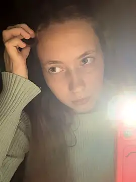 Holy_Poly's cam snapshot