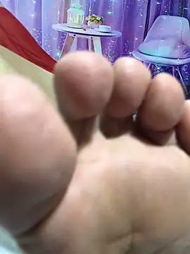 Yes-Baby-A live sex cam