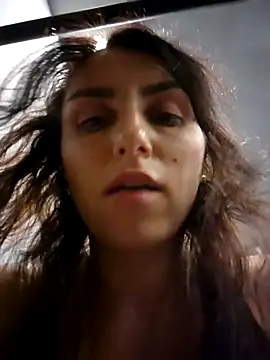 Izabella_Bella live sex cam