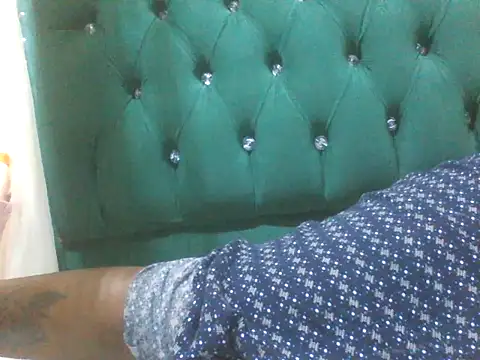 Sexy_Riri's cam snapshot