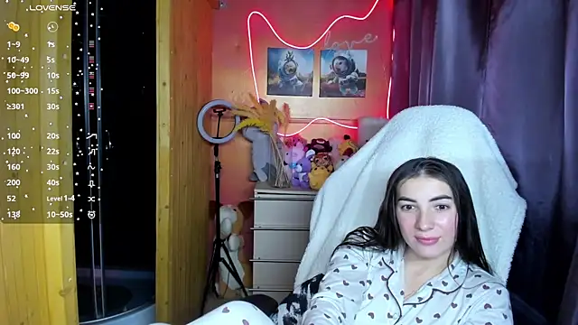 Fiery_Brunette_'s cam snapshot